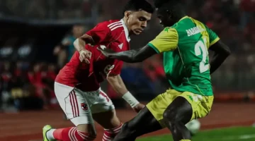 ضبط ترددك.. القناة الناقلة لمباراة الأهلي وشبيبة القبائل على نايل سات